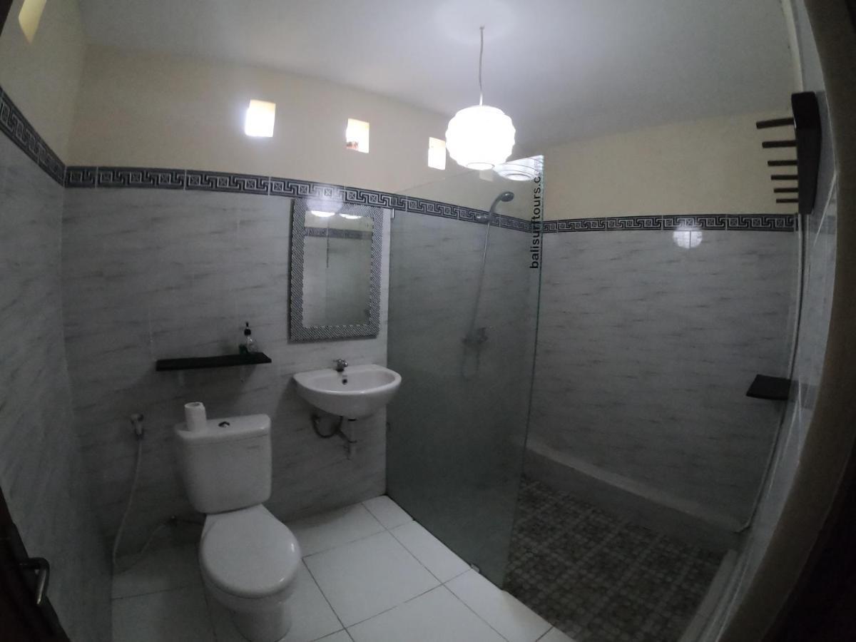 Honey Home Stay Canggu Екстериор снимка