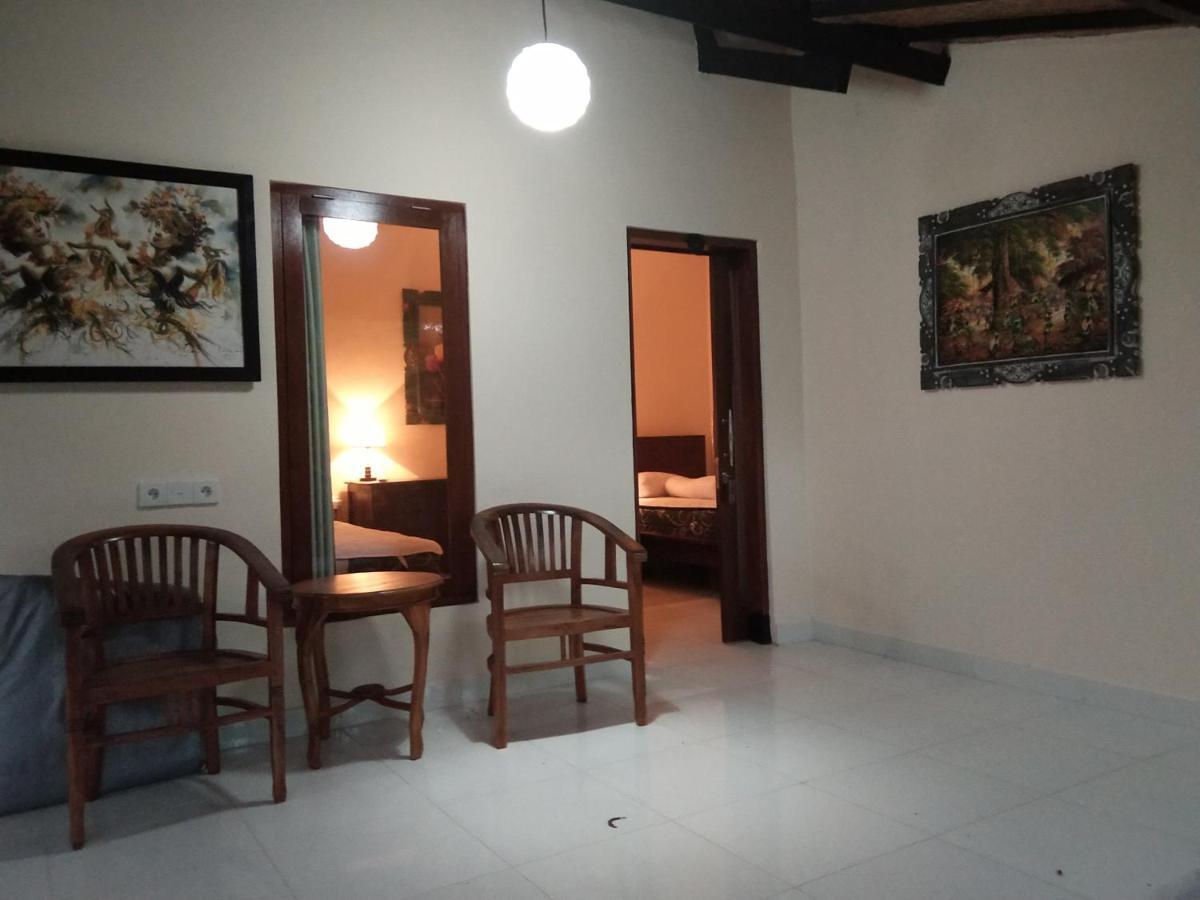 Honey Home Stay Canggu Екстериор снимка